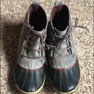 Sorel duck bootie